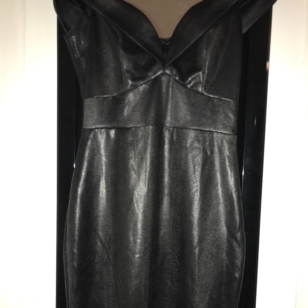 Guess Jeans Black Print Off the Shoulder Dress